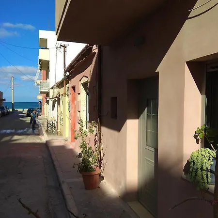 Ferienhaus Spartis Stone House 30m From The Chania (Crete)