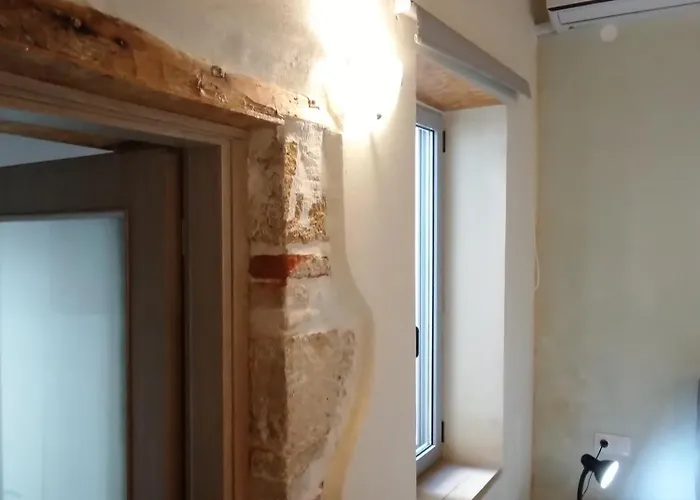 Holiday home Spartis House 30m From The